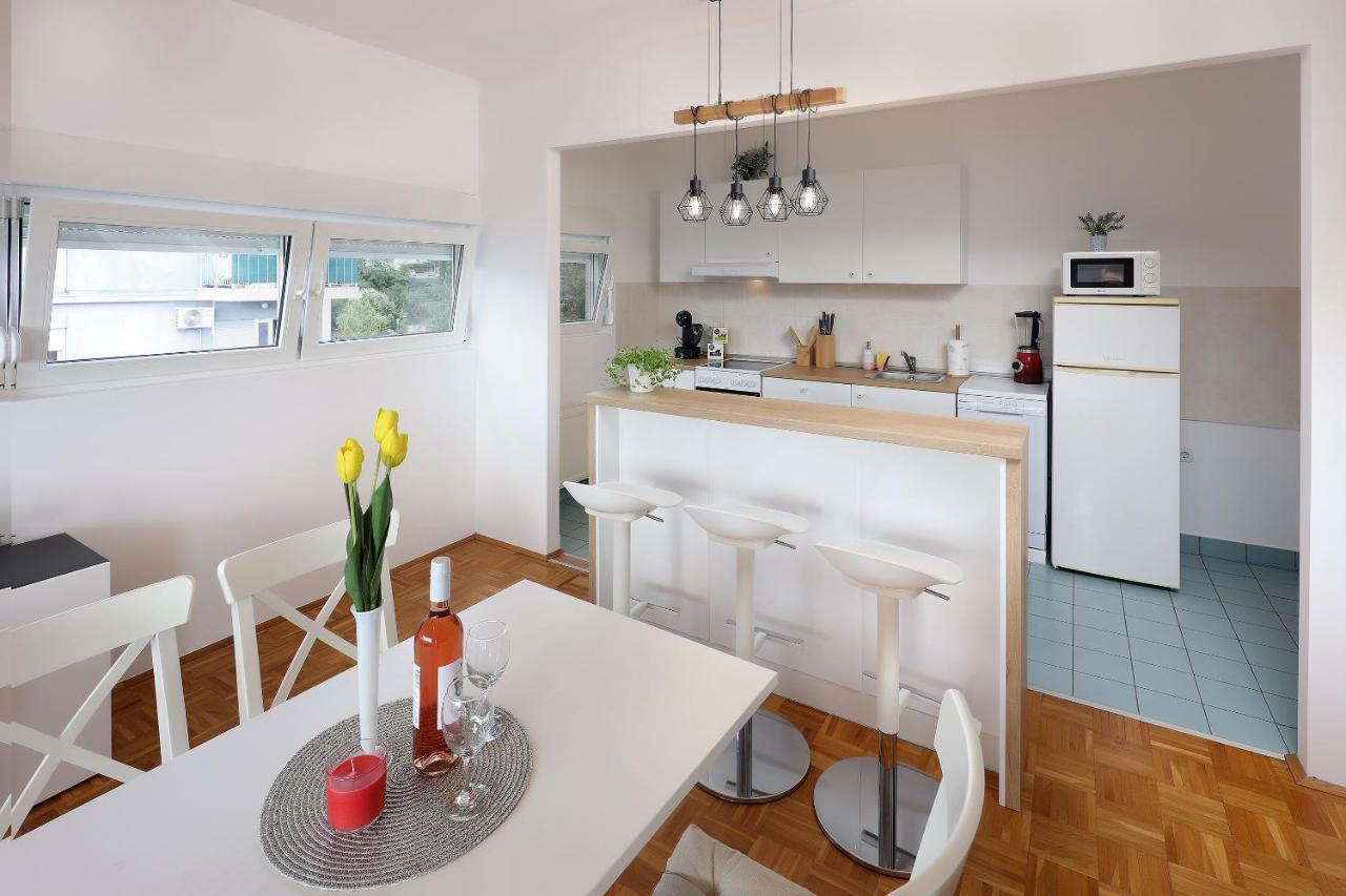 Apartment Leon - Sea View Rijeka Zewnętrze zdjęcie
