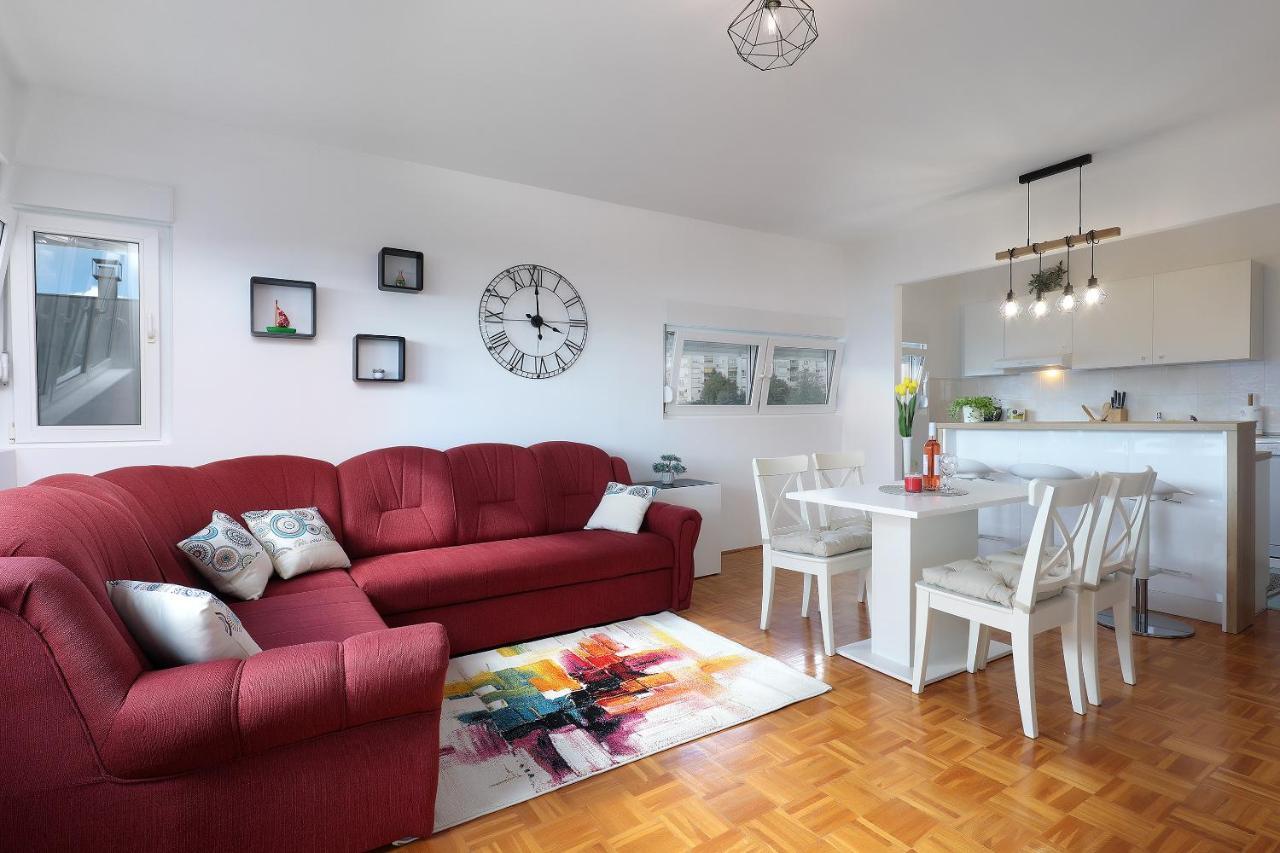 Apartment Leon - Sea View Rijeka Zewnętrze zdjęcie